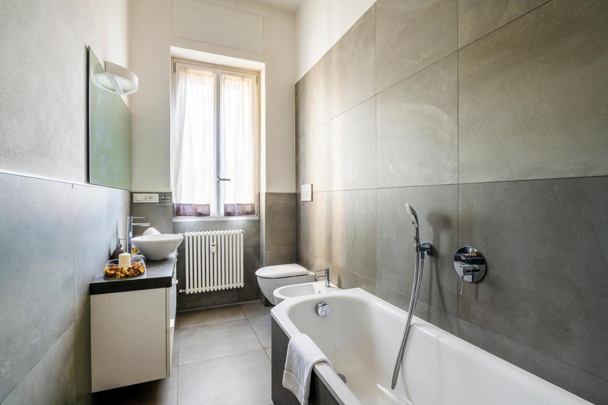 Appartement Exclusive 3 Bedrooms Near Duomo Milan