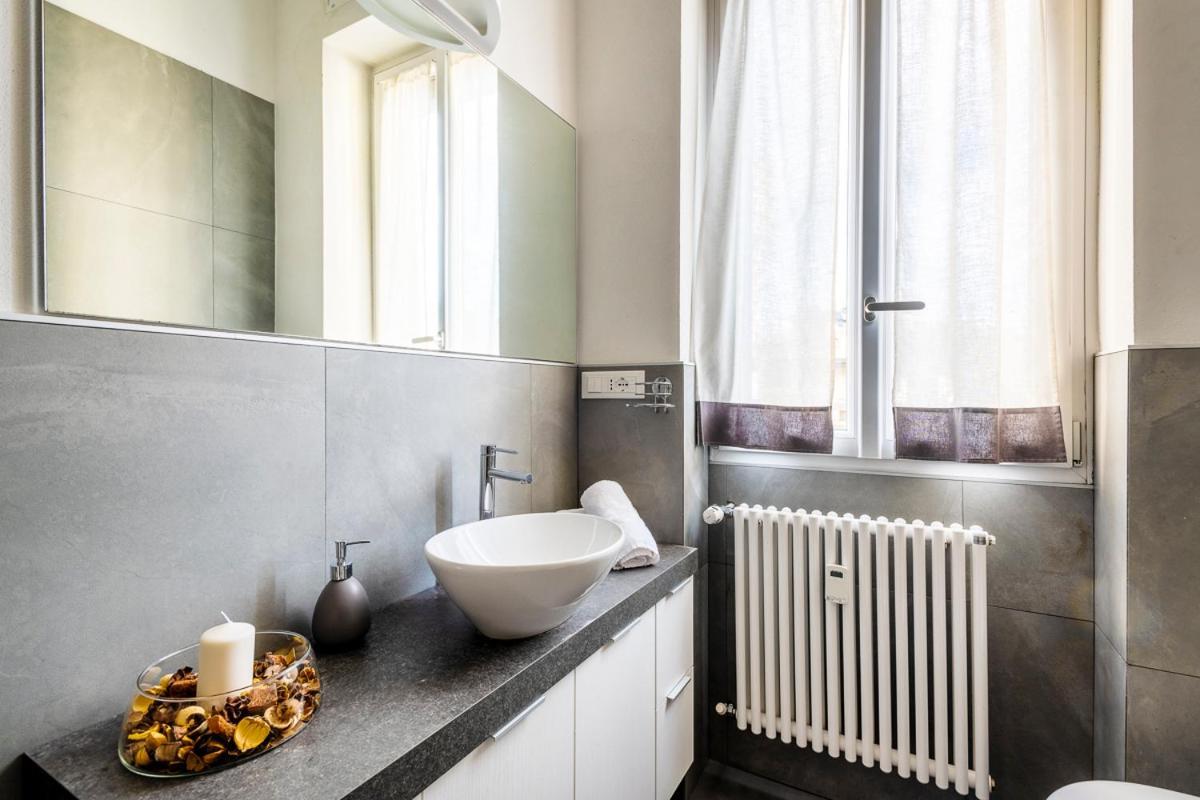 Exclusive 3 Bedrooms Near Duomo Appartement Milan