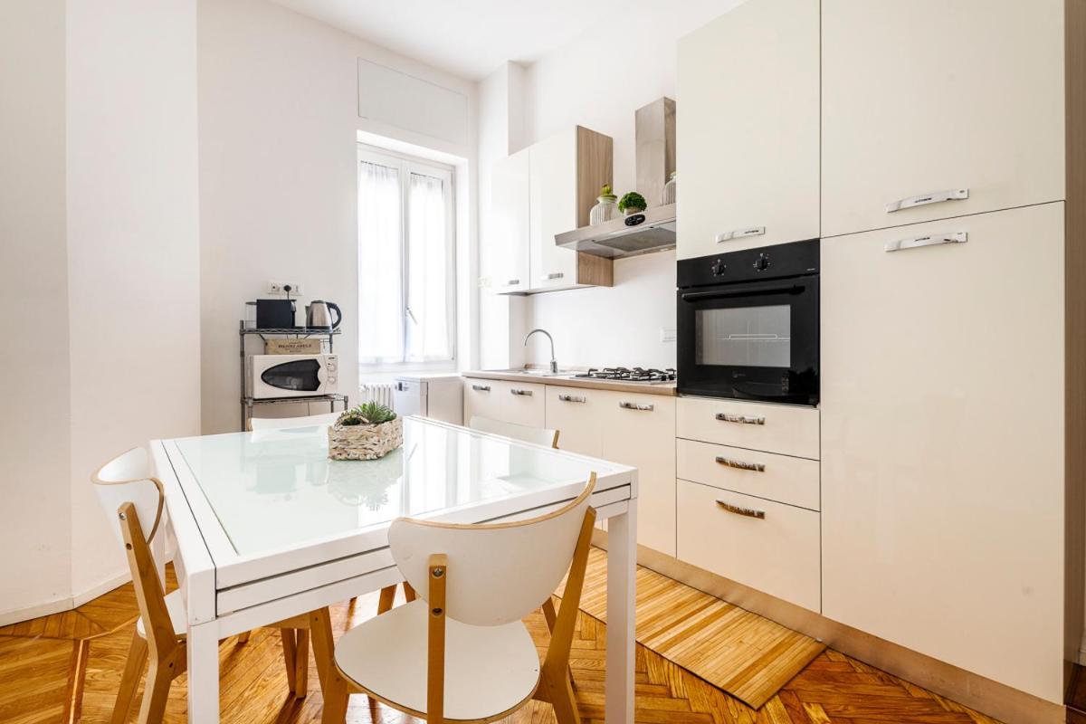 Exclusive 3 Bedrooms Near Duomo Milan
